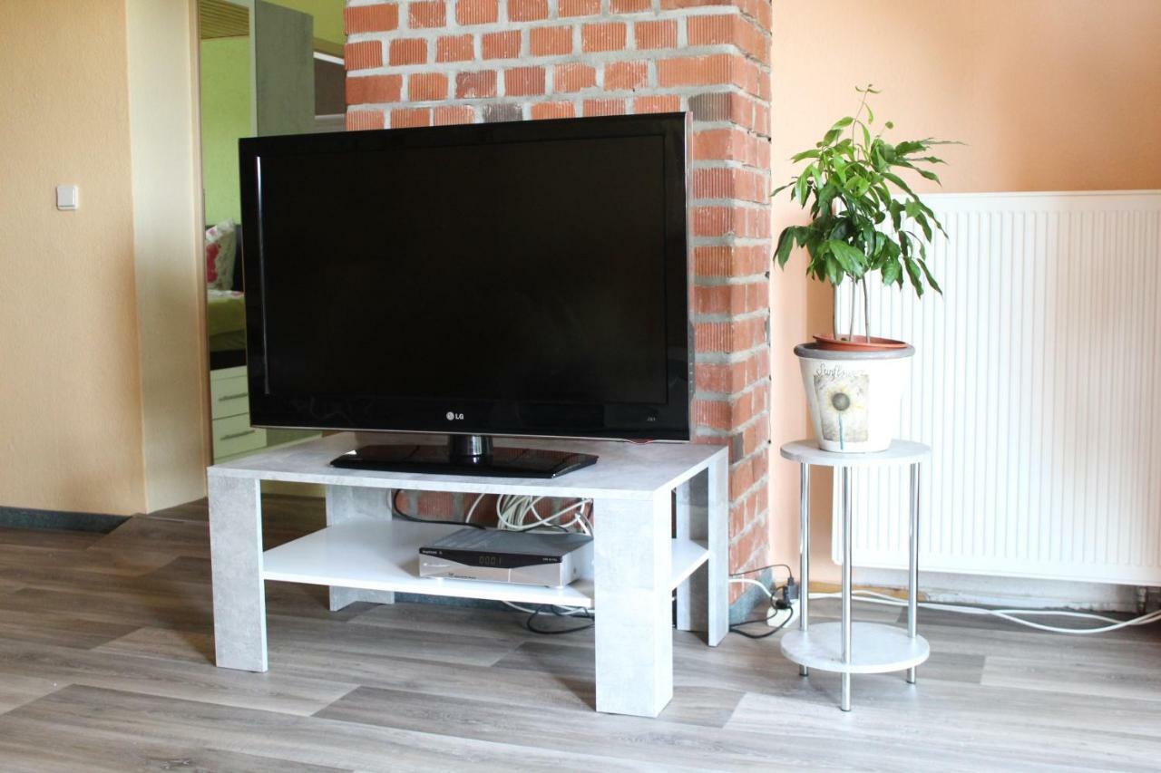 Ferienwohnung Im Gruenen Diesbar-Seusslitz ภายนอก รูปภาพ